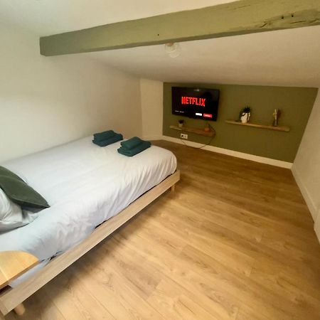 Sous Les Toits Du Parvis Lejlighed Niort Eksteriør billede